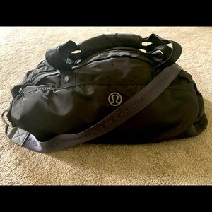 Lululemon Athletica Black Nylon Travel Bag Duffle Tote with pockets and shoe bag